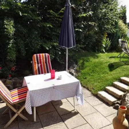 Haus Nadja Apartman *